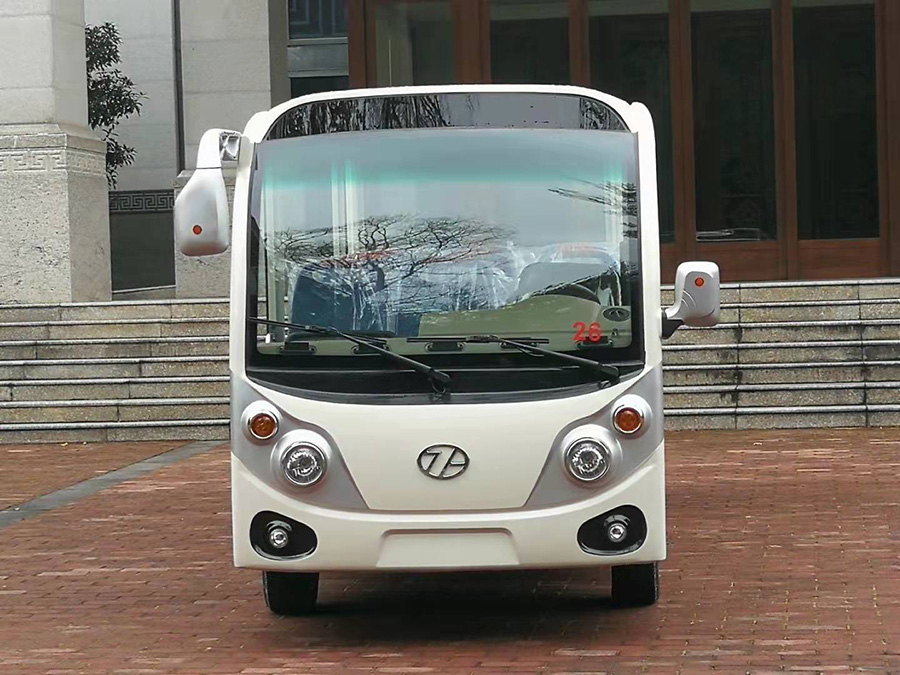 大型挖掘机 EC-600